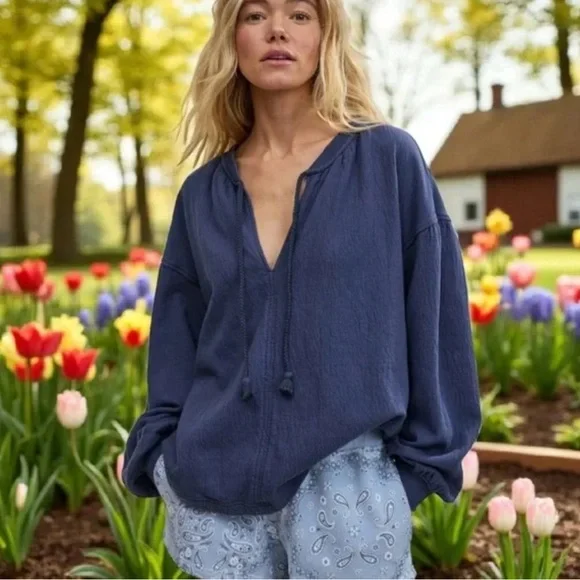 Easy Street Pullover